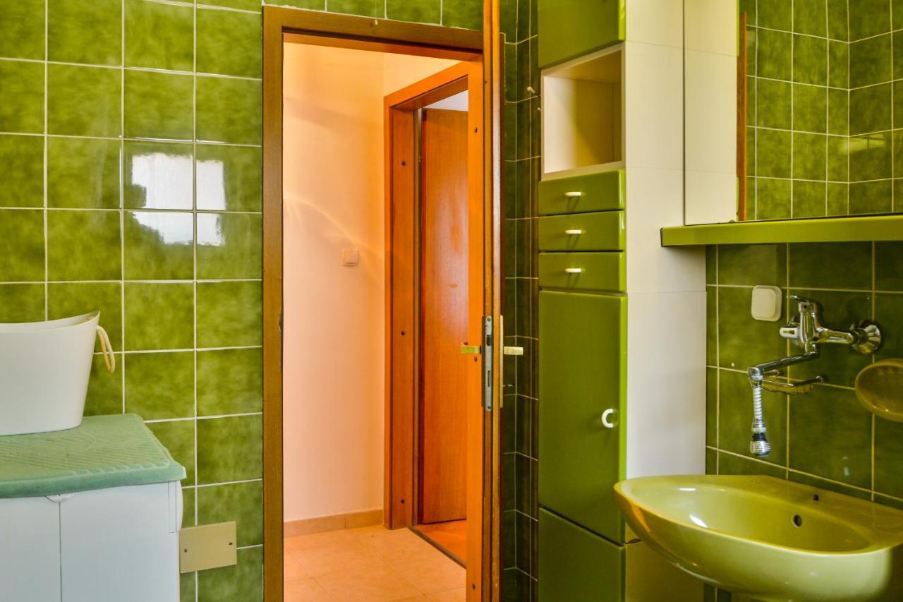Apartman Gabrijela Senj  Eksteriør bilde